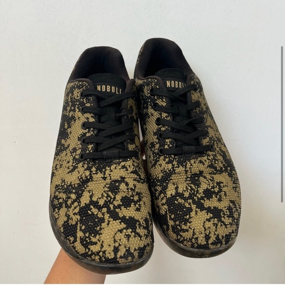 NOBULL Men's Pride Trainer Sneaker Black Gold Splatter 11 LIKE New used 5 times - Picture 2 of 7